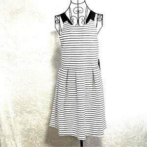 DEX New Sundress Womens M‎ Black White Crossed Straps Side Zip Pleated Fit Flare